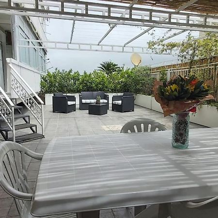 Dimaru Apartment Граняно Екстериор снимка