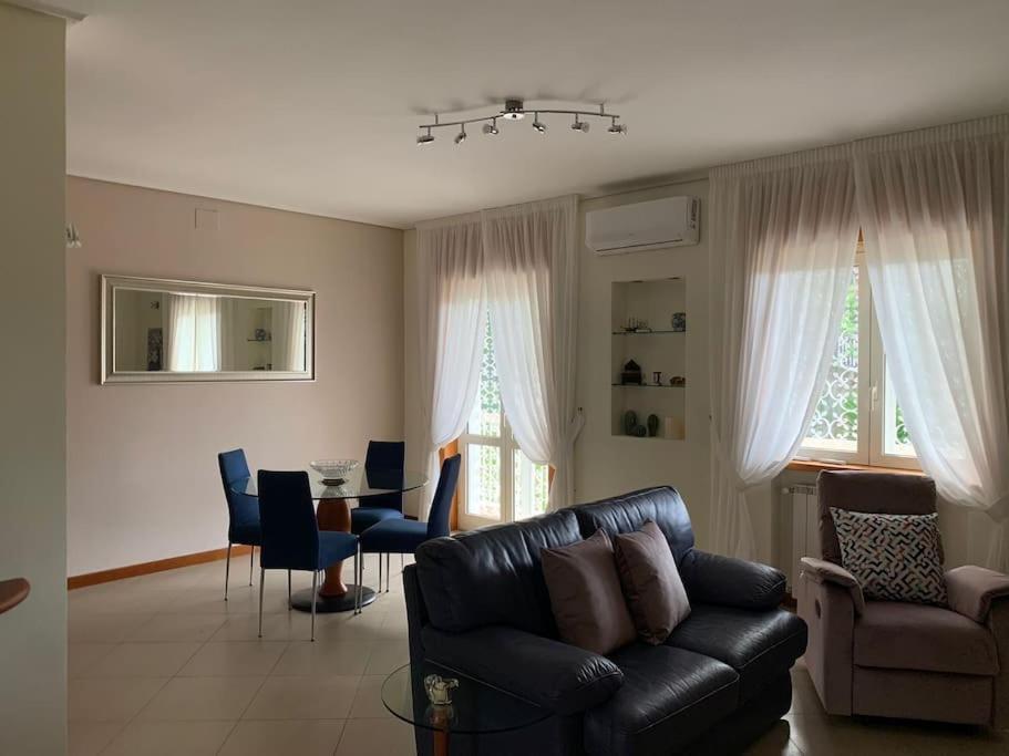 Dimaru Apartment Граняно Екстериор снимка
